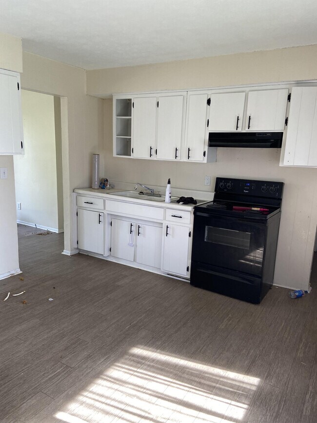 Foto del edificio - 141 Barberry Ln