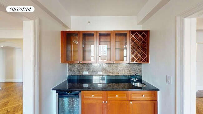 Foto del edificio - 210 E 68th St