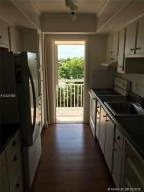 Building Photo - 5800 Margate Blvd