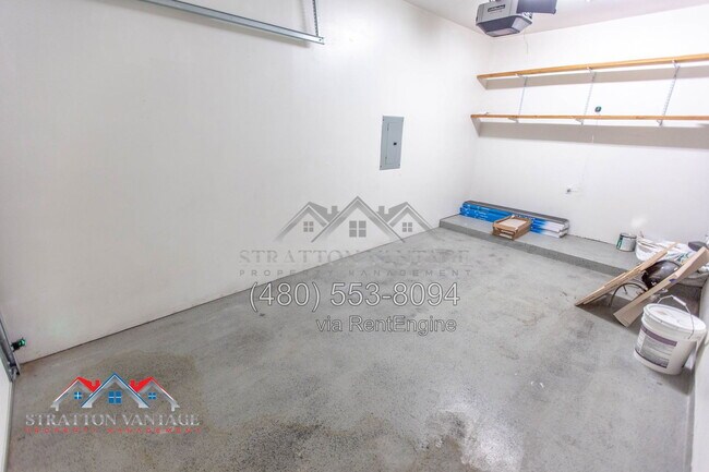 Building Photo - 4644 N 22nd St