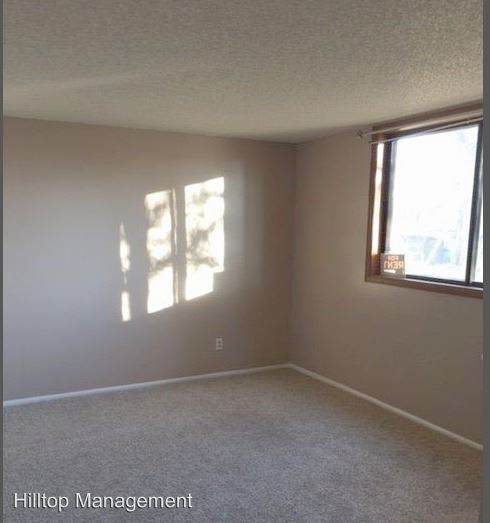 Building Photo - 1018 Hillside Ave