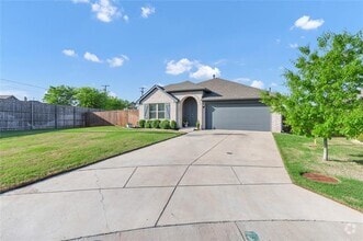 Building Photo - 1068 Fairfax Dr