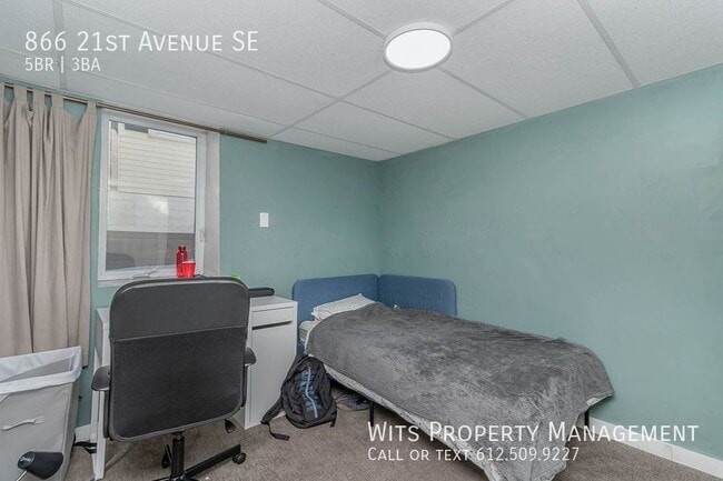 Foto del edificio - 866 21st Ave SE