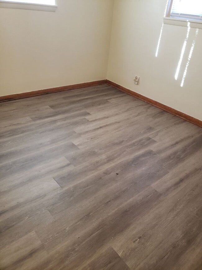 Foto del edificio - 5730N91stM