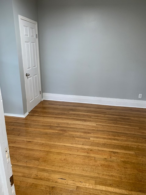 Building Photo - 256 Woodbine Ave