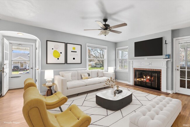 Foto del edificio - 1730 Clover Ln