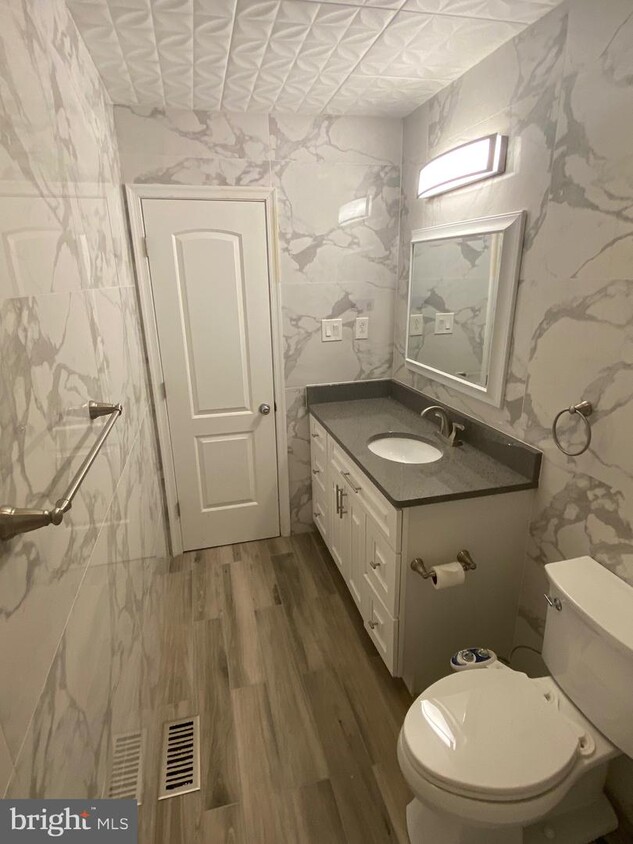 Foto principal - 10050 Cambric Ct