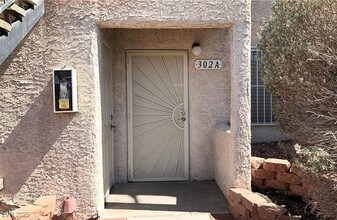 Building Photo - 3591 Arville St