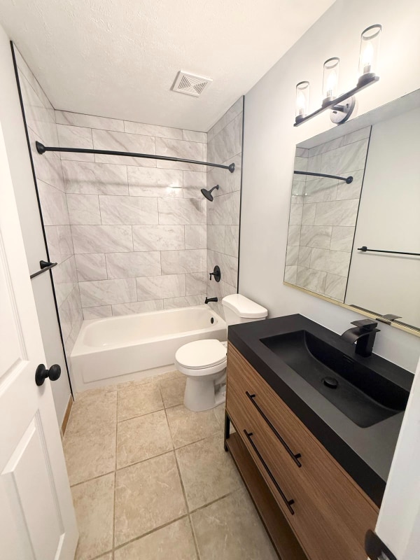 Foto del edificio - 8335 S 1050 E