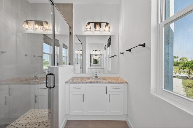 Foto del edificio - 182 NW 6th Ave