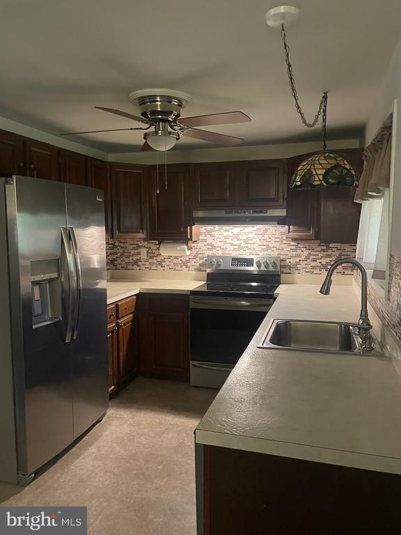 Foto del edificio - 54 War Trophy Ln