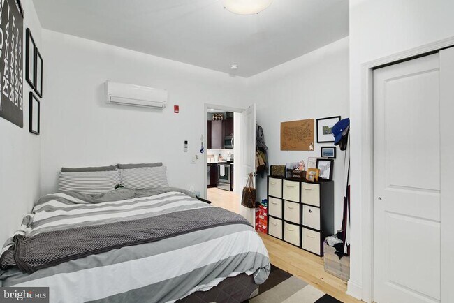 Foto del edificio - 427 Monroe St