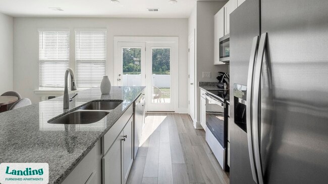 Building Photo - 1060 Orangeburg Rd