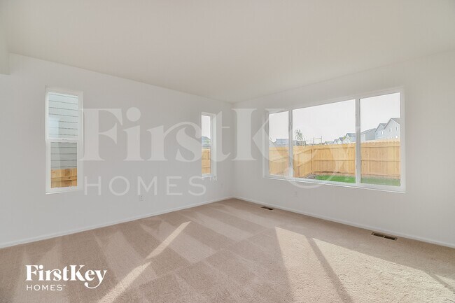 Building Photo - 10213 Luneth Dr