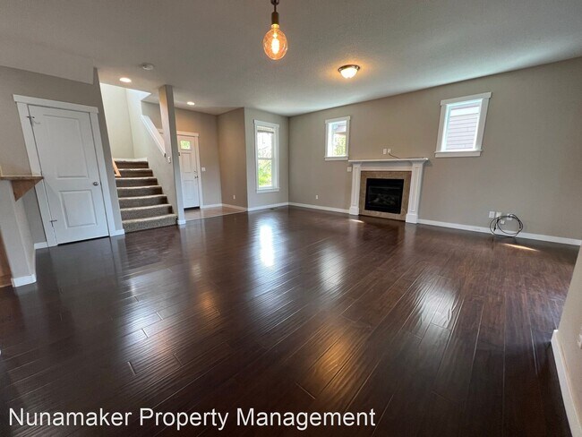 Building Photo - 3 br, 2.5 bath House - 3202 Sherman Avenue