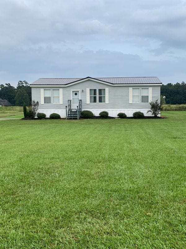 Building Photo - 40382 Dapprich Ln