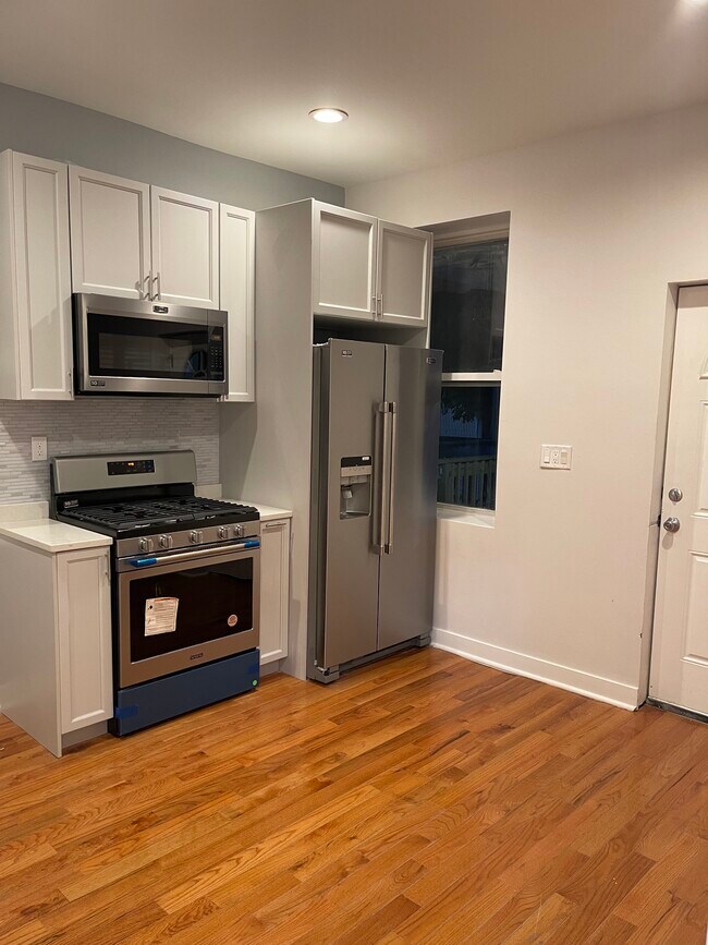 Foto del edificio - 4014 W Grenshaw St