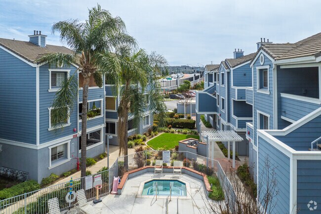 Foto del edificio - Lakeview Terrace Condominiums