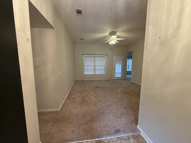 Building Photo - Home for Rent