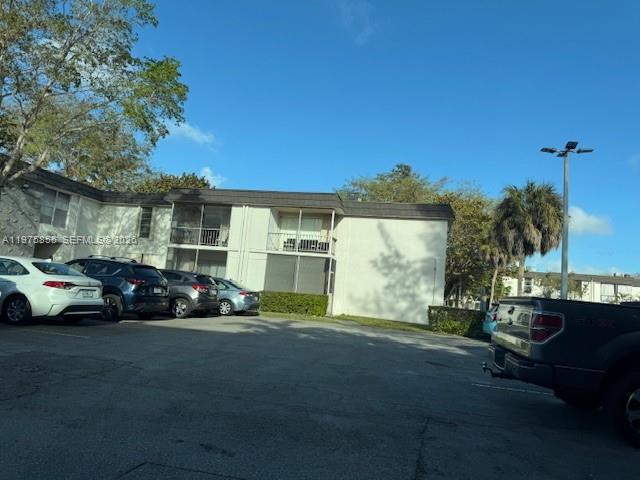 Foto del edificio - 10353 N Kendall Dr