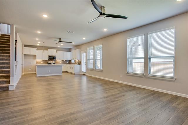 Foto del edificio - 5450 Ridgeway Dr