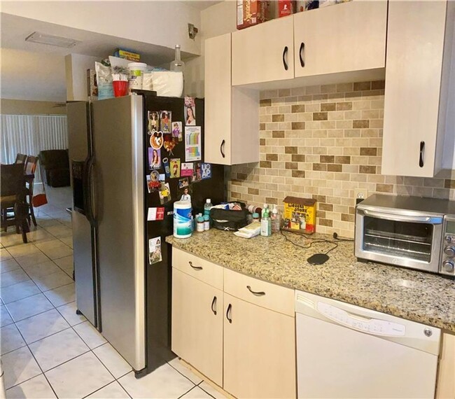 Building Photo - 5033 SW 121st Terrace