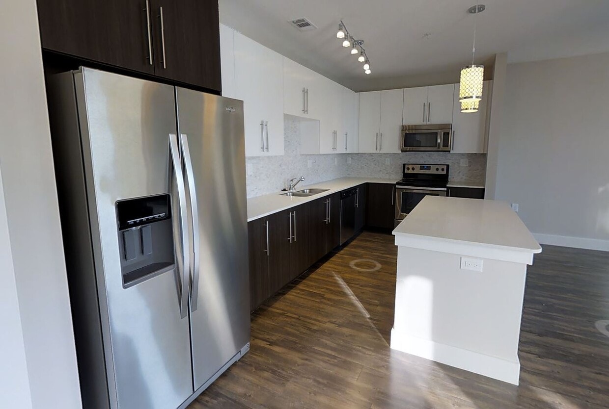 Photo - AMLI Piedmont Heights Apartments