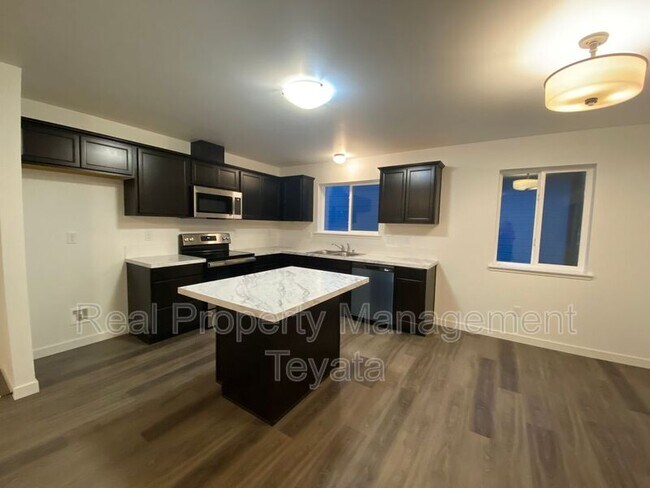 Foto del edificio - 6270 Fernridge Dr