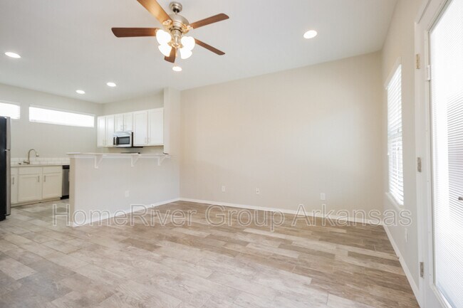 Building Photo - 1730 N Reno Dr