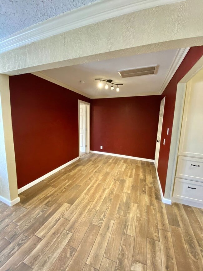 Building Photo - Spacious Four Bedroom, Pre-Leasing for Sum...