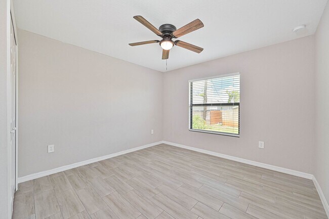 Foto del edificio - 8353 Trillium Rd