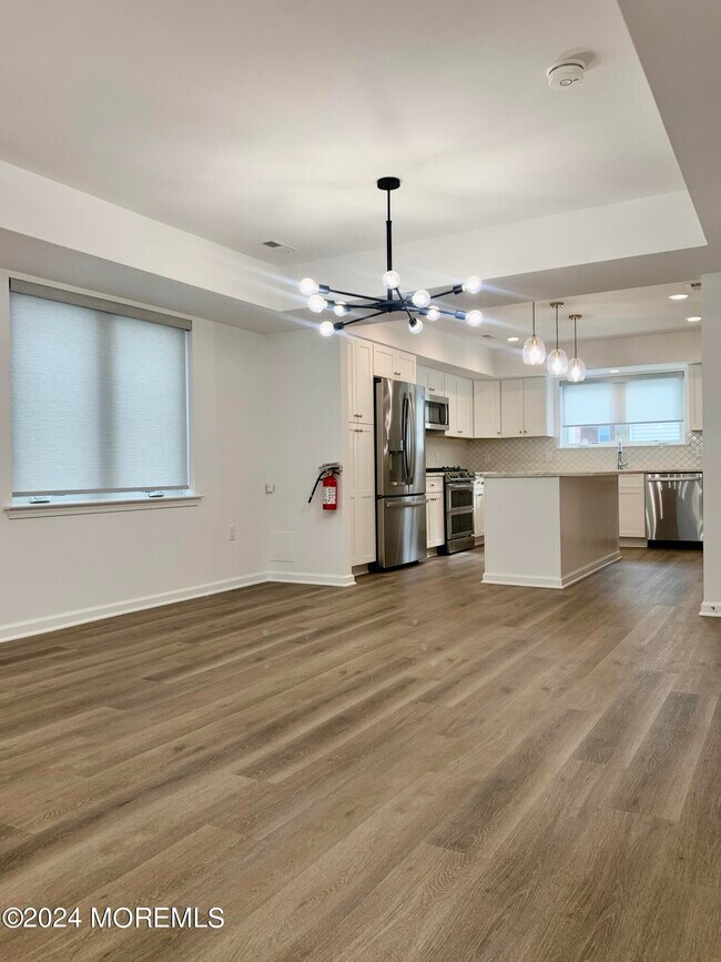 Building Photo - 1148 Springwood Ave