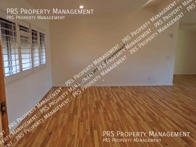 Building Photo - 3333 E Medlock Dr