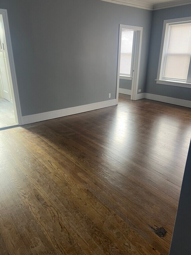 Foto del edificio - 1825 E 79th St