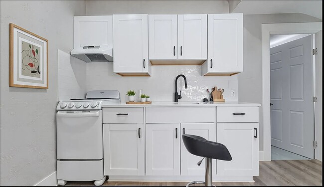 Foto del edificio - 121 W Moore St