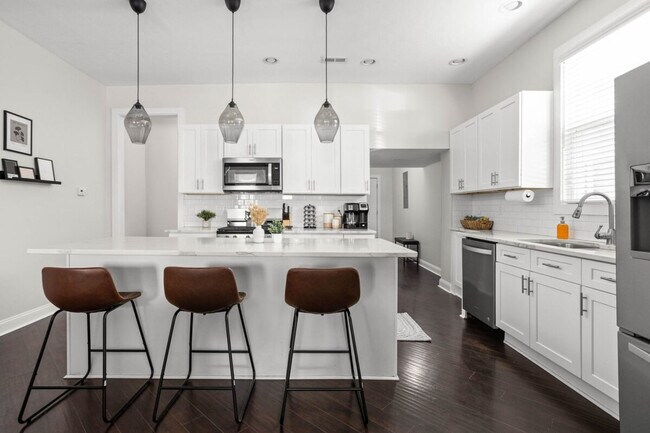 Foto del edificio - 341 Parkway Ave