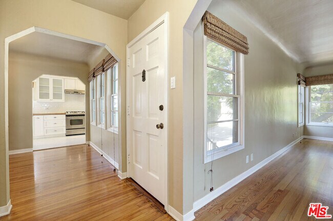 Foto del edificio - 11338 Cashmere St