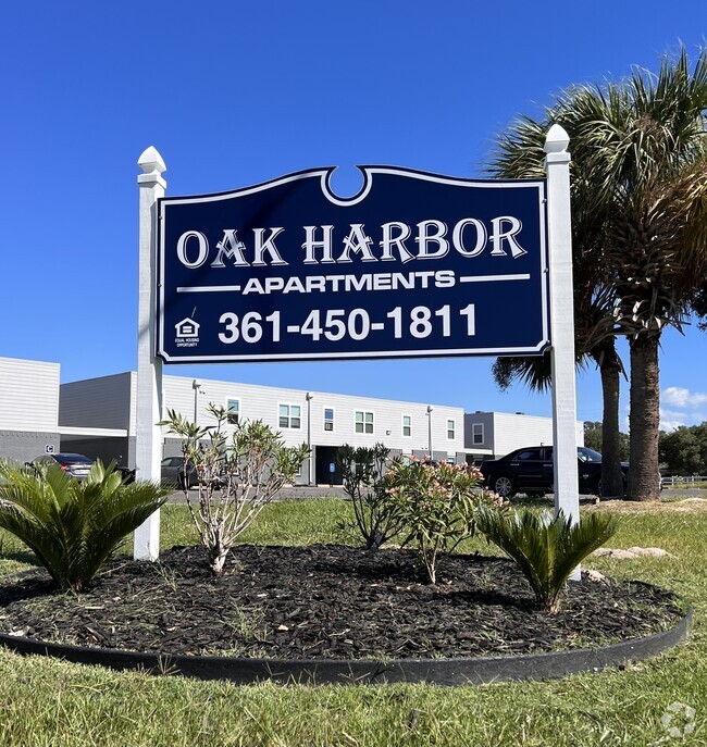 Oak Harbor Apartments