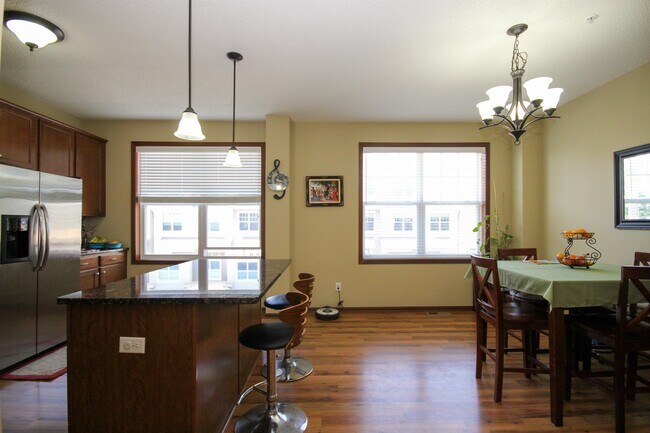 Foto del edificio - 17147 72nd Ave N