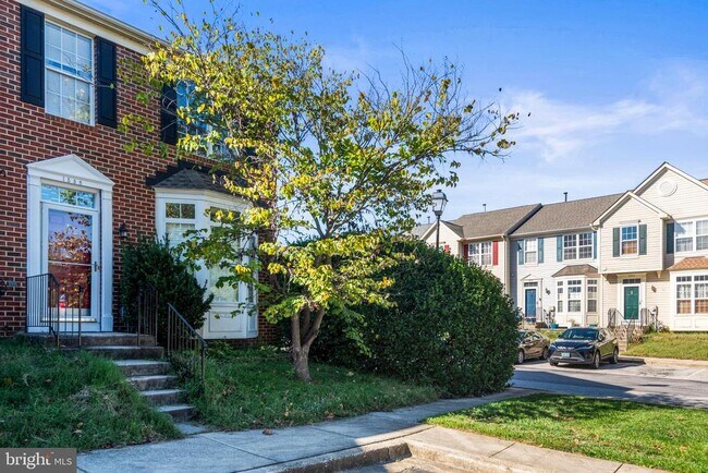 Building Photo - 1538 Long Dr Ct