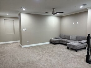 Building Photo - 9134 Brandon St