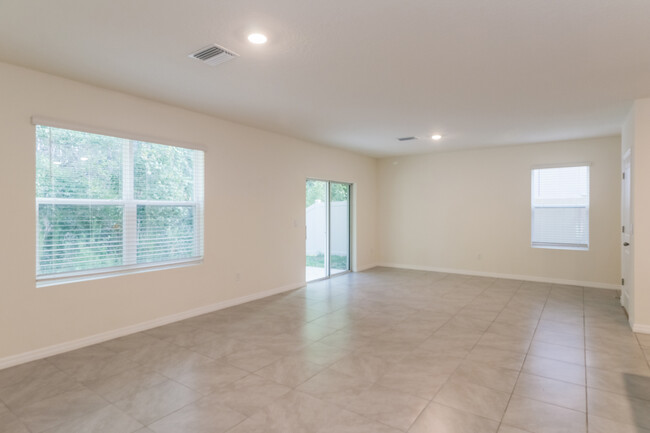 Building Photo - 7561 Cypress Walk Dr, New Port Richey, FL