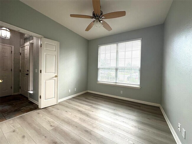 Foto del edificio - 3114 Karstview Cove