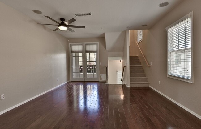 Foto del edificio - 4095 E Jasper Dr