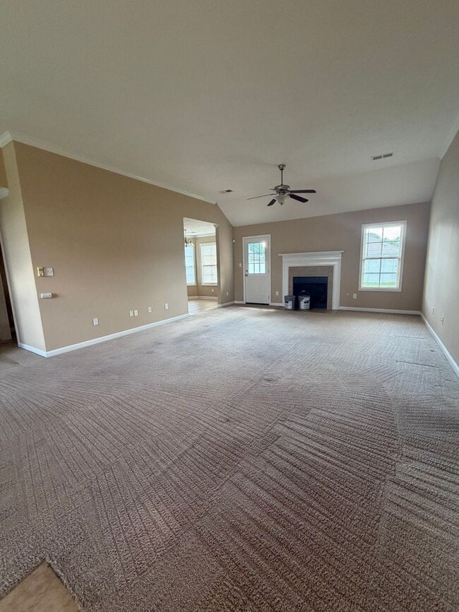 Building Photo - 41 Cedarbrook Pl