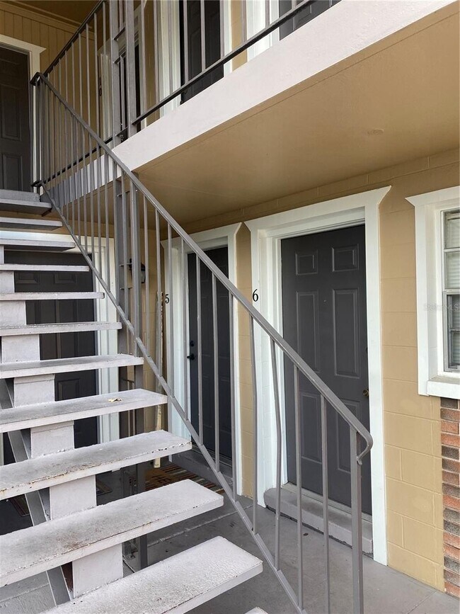 Apt. 6 entrance - 501 NW 15th Ave
