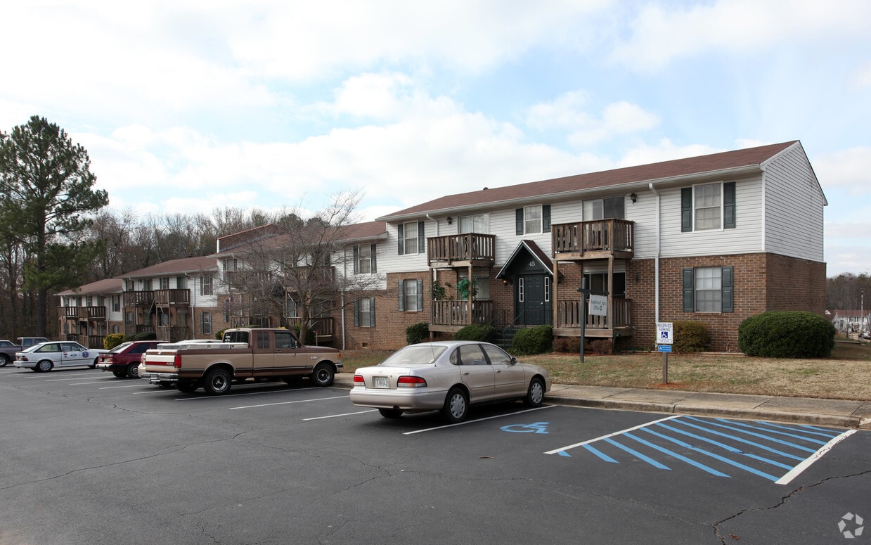 Southwood Apartments Apartments in Morrow, GA