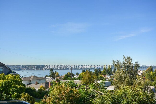 Foto del edificio - 6803-6805 E Side Dr NE