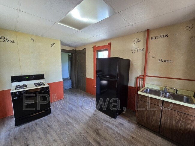 Foto del edificio - 333 Cottage St