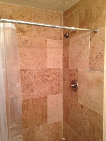 Foto del edificio - 1498 Findlay St